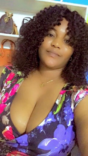 Femme célibataire sans enfant je suis adjoukrou de dabou