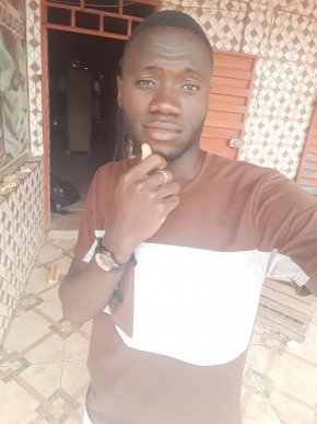 Je recherche une Personne sincere devoué pour une relation serieuse 