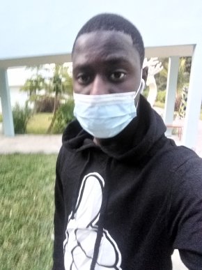 Je suit a la recherche d'une fille sérieuse pour le mariage 