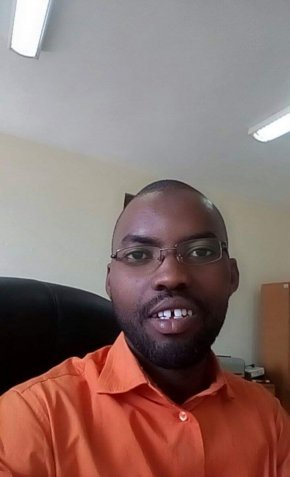 Recherche une femme croyante, de bonne moralité, très hygiénique