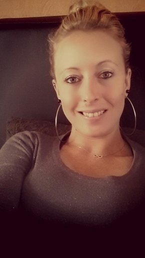 Célibataire a la recherche de ma moitié 