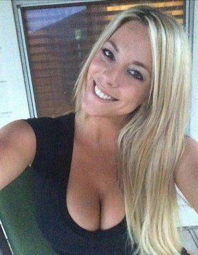 je suis une femme enttentionne et sincère et sérieux et compréhensif 