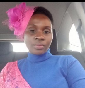 Je suis célibataire africaine et je recherche l'amour si possible