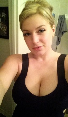 Coucou juste moi Aurelie une je suis femme de reve femme qui a beaucoup d'amour a donner a sont homm