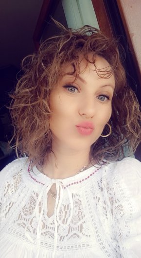  a la recherche d`un amour véritable pure qui procure le bonheur 