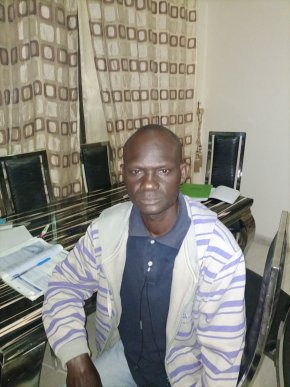 Homme mur étant à la recherche d'une femme sérieuse