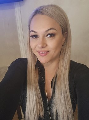 Merci beaucoup je suis enchanter de pouvoir faire ta connaissance et aussi pouvoir te compter parmi 