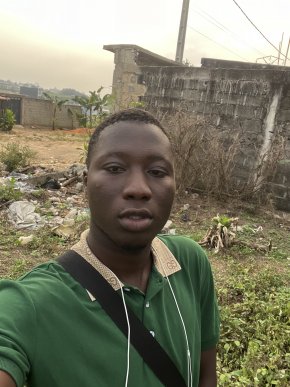 Jeune homme sérieux sincère honnête respectueux cherche une relation amoureuse et sérieuse 