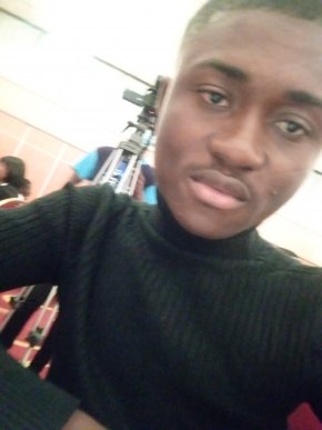 Homme a la recherche d'une fille avec qui partager le vrai amour