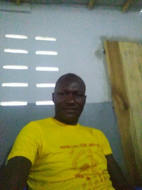 Je recherche une femme fidele aimable aboutir au mariage.