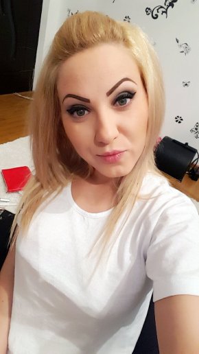 Je suis Célibataire sans enfant je recherche un homme bien 