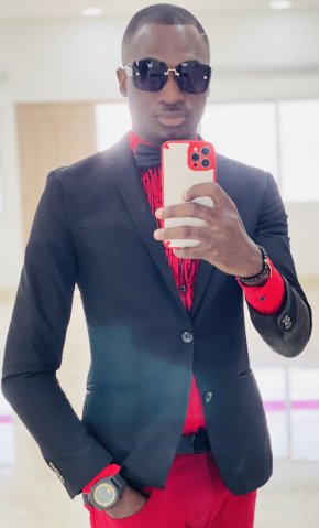 Relation sérieuse aboutissant au mariage pour le meilleur et le pire , devant Dieu 