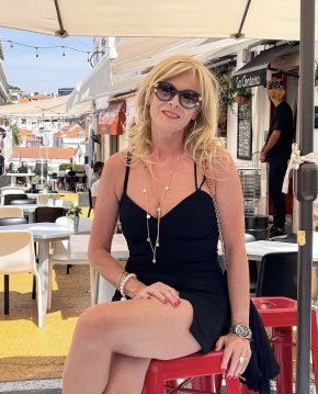 Je suis célibataire sans enfants je suis de La Rochelle 
