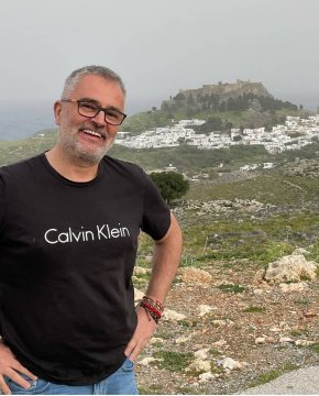 je suis ici pour faire connaissance plus si affinité 