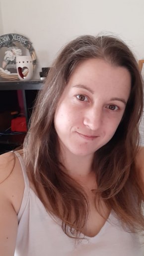 Je recherche un homme gentil et cool et honnête et aimable et sincère 