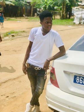 Je suis un homme simple et calme qui Cherche une femme pour relation sérieuse  