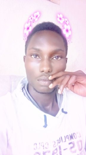 Recherche une fille ivoirienne ?? entre 18 et 25 ans pour relation sérieuse 