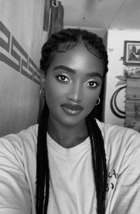 Coucou je suis Dominique, ivoirienne de 25ans ravis de te connaître!