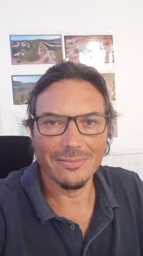 coucou vous je suis la je vous attend