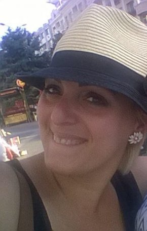 Je suis une femme très simple a la recherche d'une relations sérieux 