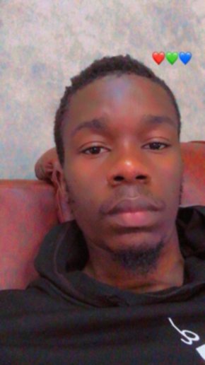 Salut si tu veux papoter écris moi je suis disponible 24/24 merci 