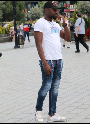 Je suis à la recherche d'une relation très sérieuse