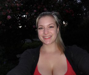 Waitress with 2 years of experience delivering excellent customer service.