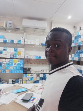Je suis a la recherche d'une femme sérieuse