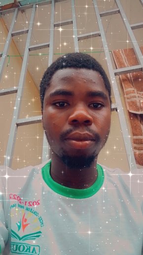 Salut, moi Jean 23, j suis la pour faire de rencontre nouvelle