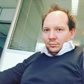Passionnant aimable règlement de vie sincérité motivant décidé agréablement ouvert d'esprit 