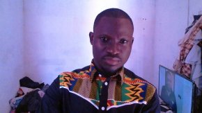 je cherche une femme idéale ,parfaite, intelligente pour une relation serieuse 