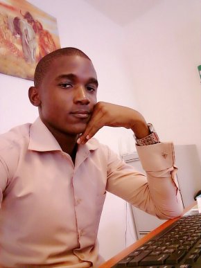 Idéalement, une personne avec qui je pourrais être moi même. Ouverture d'esprit