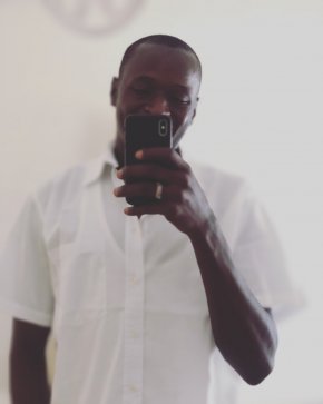 Je suis là pour faire de nouvelles connaissances 