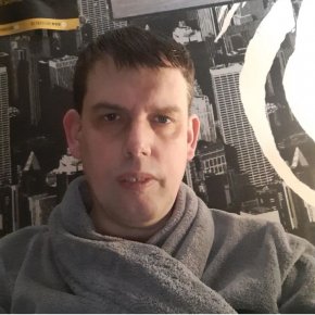 Je recherche une ravissante femme et intelligente 