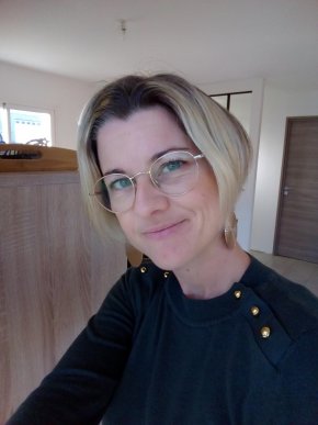 Je suis à une femme merveilleuse qui besoin d’un homme à ses côtés 