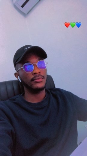 Je cherche une tel amoureuse et durable basé sur la confiance et le respect. J’ai besoin d’une femme