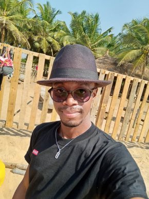 a la recherche d'une femme humble et gentil