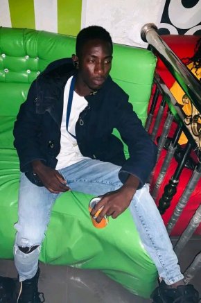 Je suis célibataire et je cherche une felle