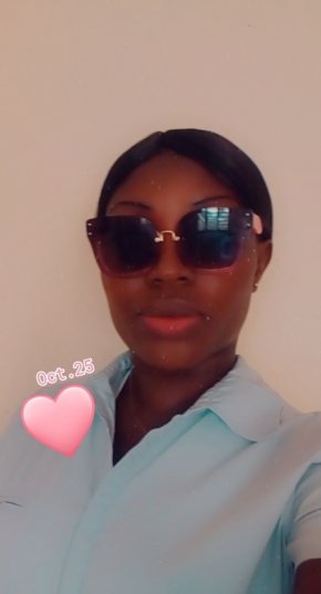 A la recherche d'un amour vrai,d'un homme qui m'aimera tel que je suis.