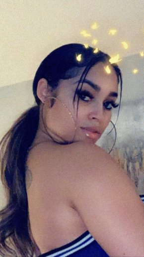 JE SUIS SIMPLE SIMPAT DINAMIQUE RESPECTIEUSE BELLE ACCEUILLANTE ET COURAGEUSE