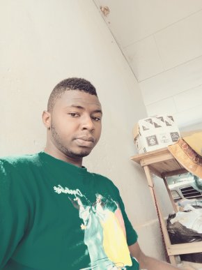 je suis à la recherche d'une relation sérieuse avec une femme honnête