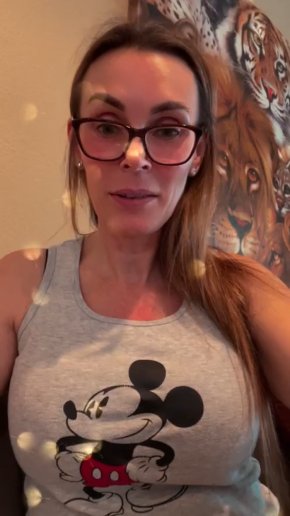  Femme célibataire cherche un homme sérieux et Fidel pour une relation durable 