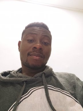 Salut je recherche une relation sérieuse et sincère 
