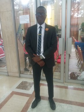 Entrepreneur ivoirien resident à cocody cherche une relation serieuse