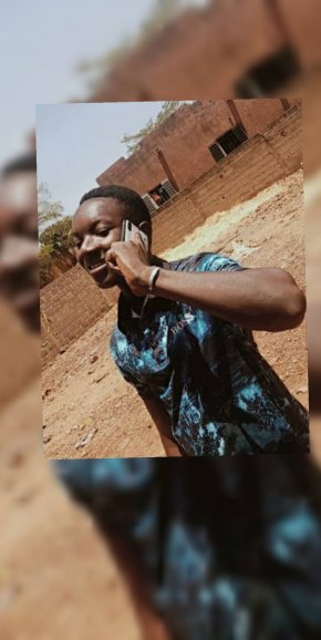 Je cherche un fille serieuse qui cherche des jeune garçons