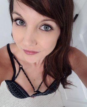 Je suis à la recherche d’une relation amoureuse.