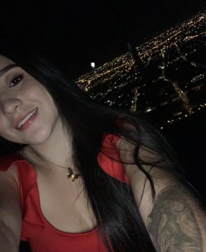 Je recherche de l’amour réel et unique aimable en joie 