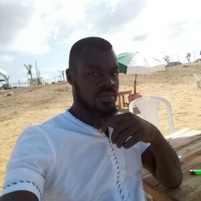 Recherche l'amour pour une vie commune parfaite, plaisante qui aboutira au mariage 
