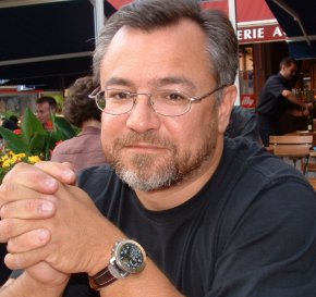  je ne recherche pas la femme idéale mais plutôt celle à qui je pourrai exprimer mon amour