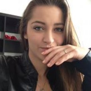 J'aimerais mieux vous connaître. Sur la base de votre profil. MERCI a vous